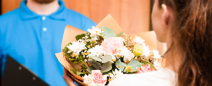 大阪で胡蝶蘭専門店をお探しなら｜通販・即日配送対応の安心サービス